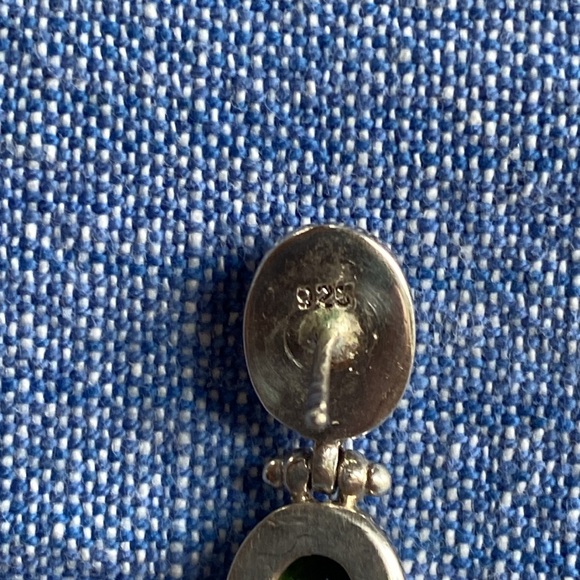 Peridot earrings - Picture 4 of 4